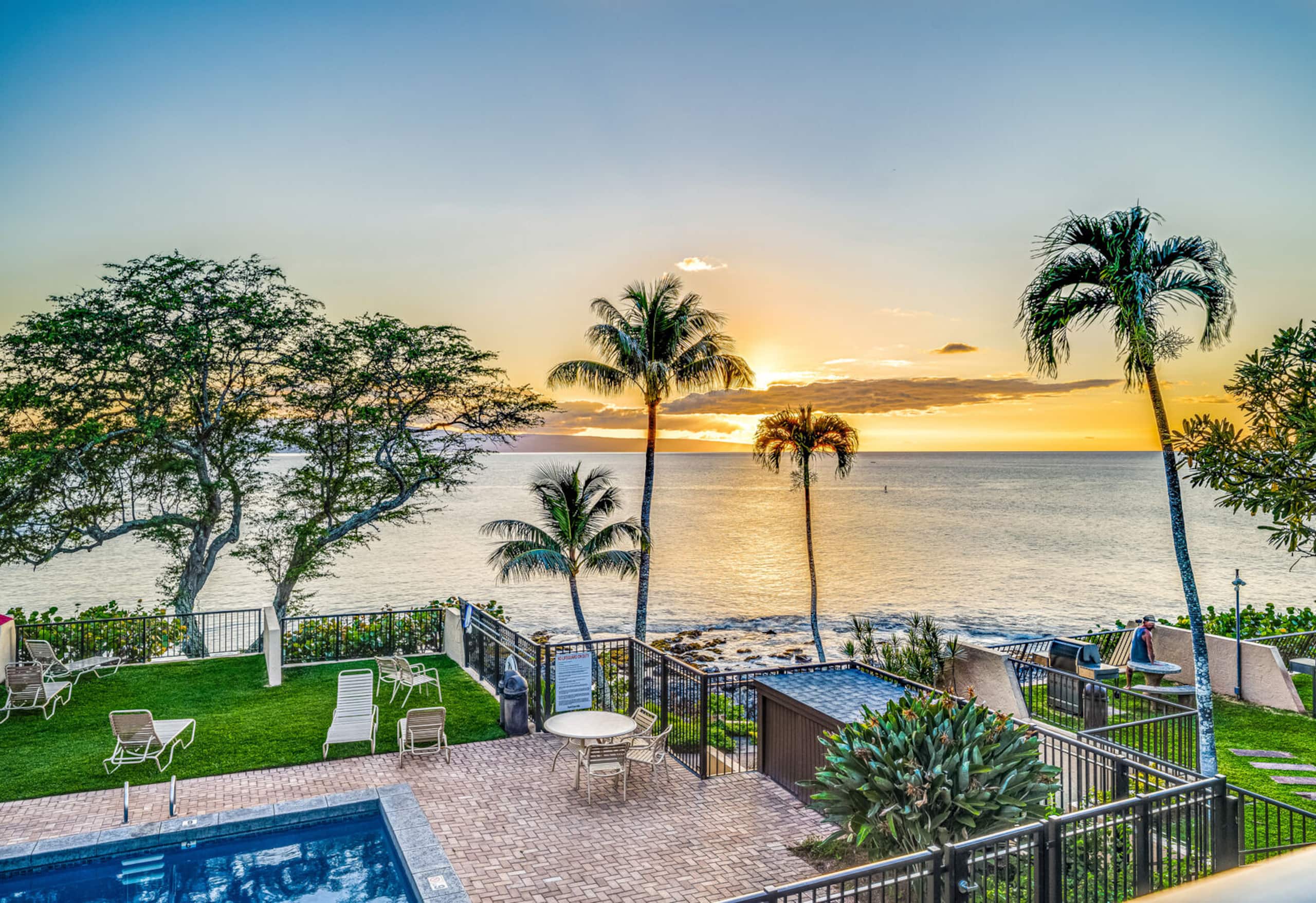 Condo in Lahaina · ★4.88 · 1 bedroom · 2 beds · 1 bath - Image 24