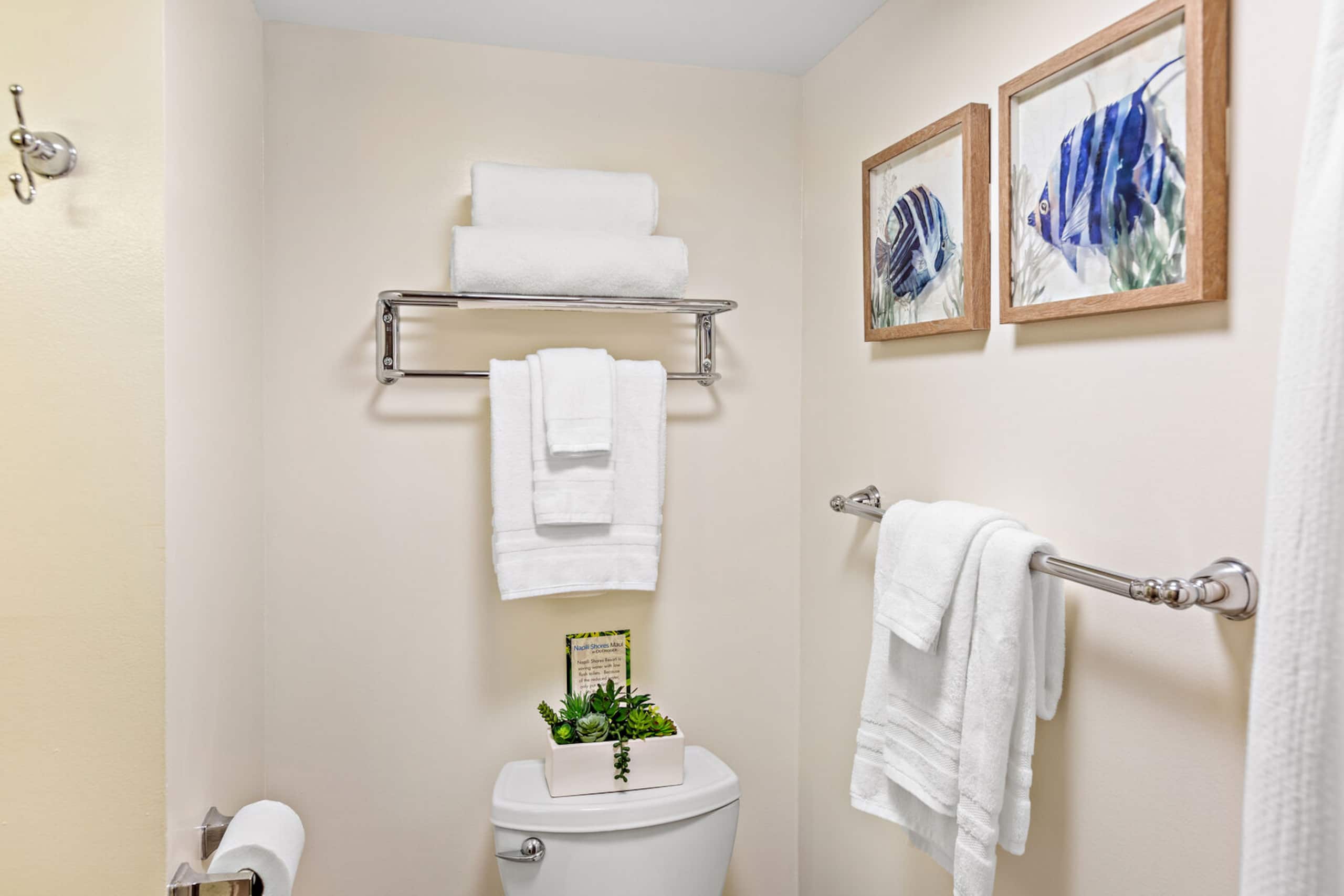 Condo in Lahaina · ★4.5 · 1 bedroom · 3 beds · 1 private bath - Image 18