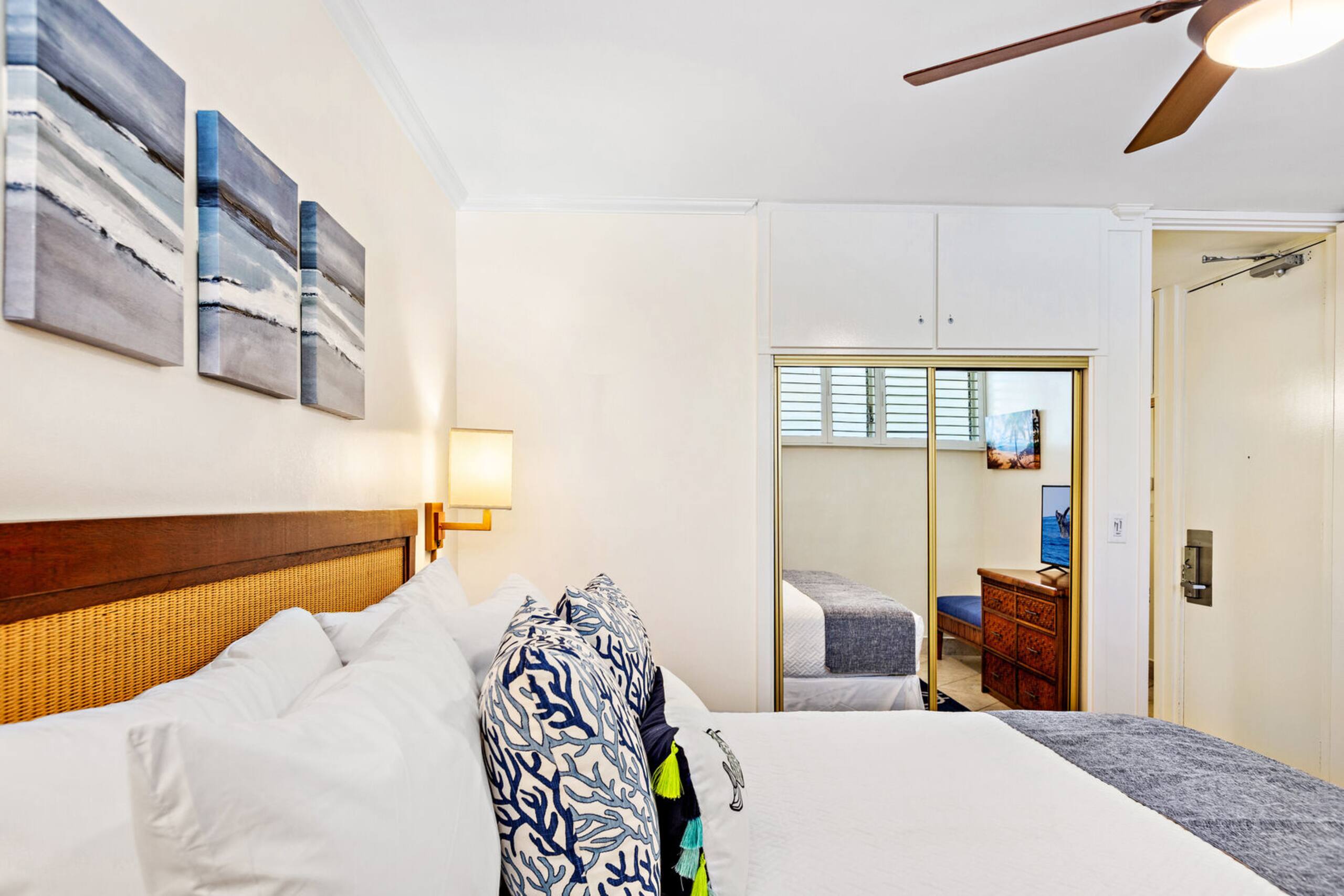 Condo in Lahaina · ★4.5 · 1 bedroom · 3 beds · 1 private bath - Image 14