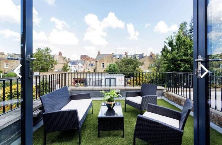 Fulham, London – Stylish 5 Bedroom House gallery image 3