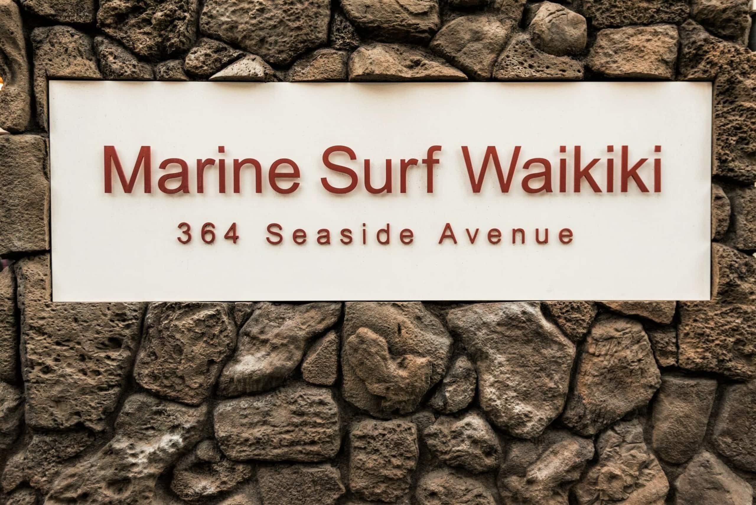 Condo in Honolulu · ★4.83 · 1 bedroom · 2 beds · 1 private bath - Image 39