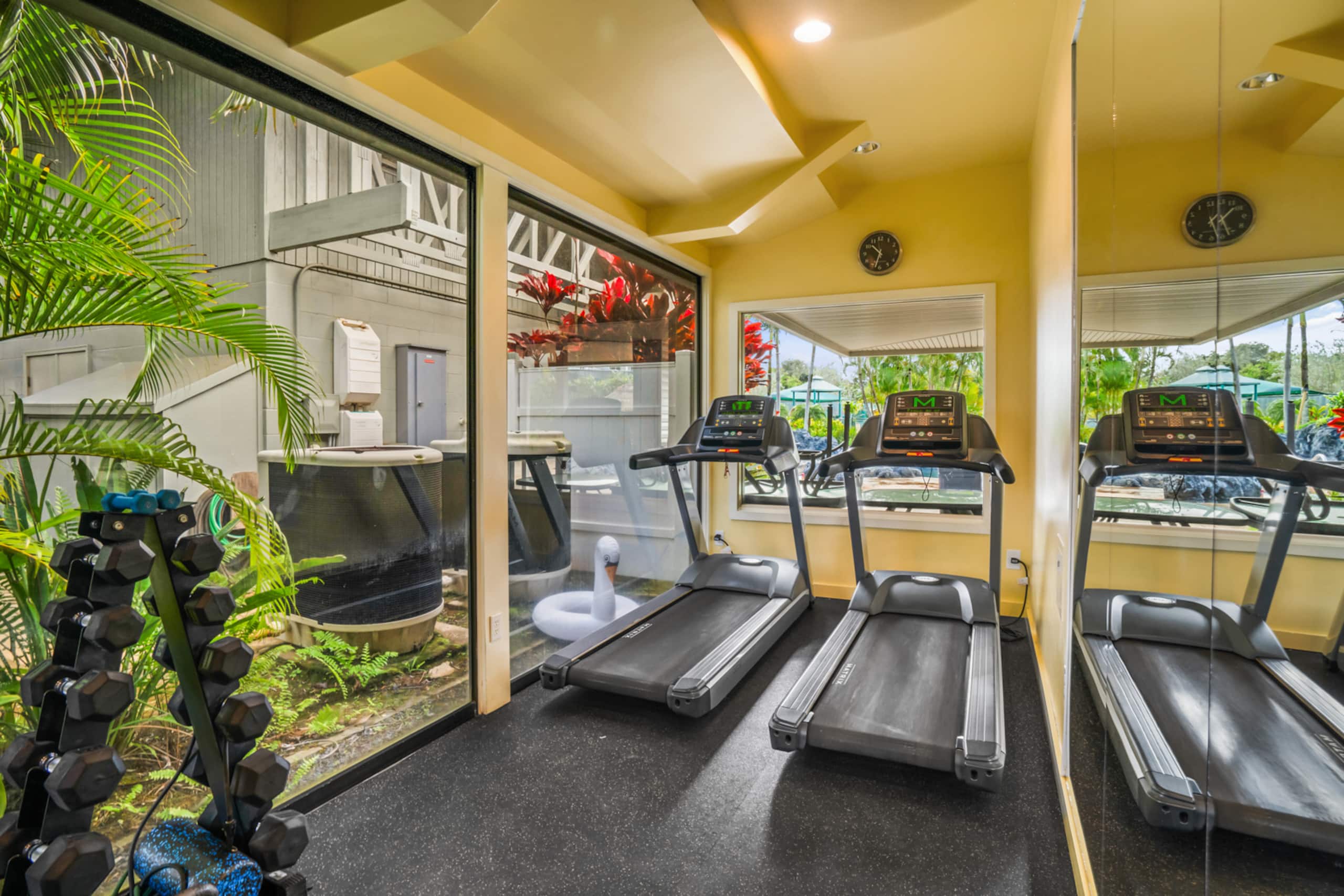 Condo in Princeville · ★4.89 · 2 bedrooms · 2 beds · 2 private baths - Image 32