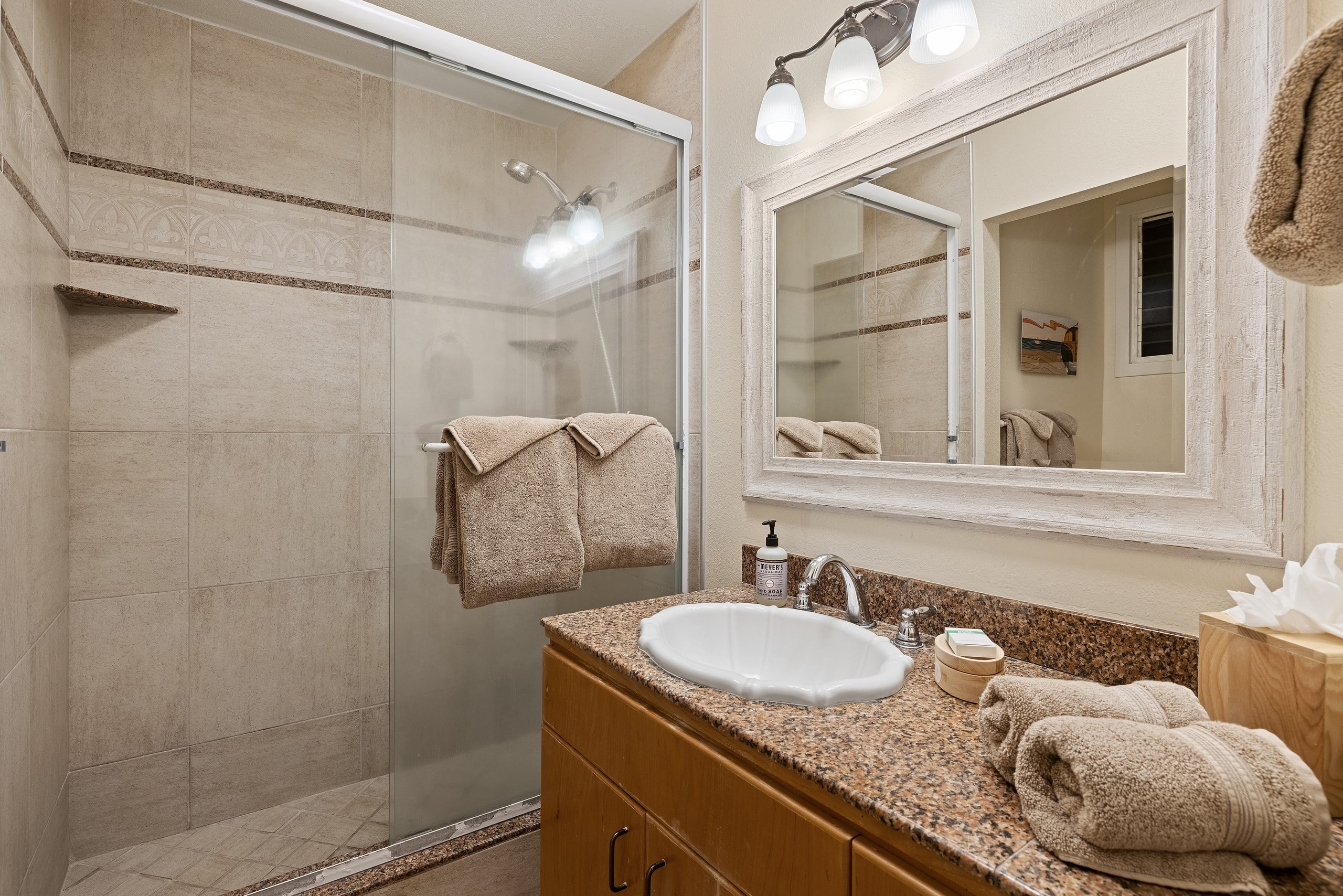 Home in Kailua · ★4.89 · 4 bedrooms · 4 beds · 4 private baths - Image 20