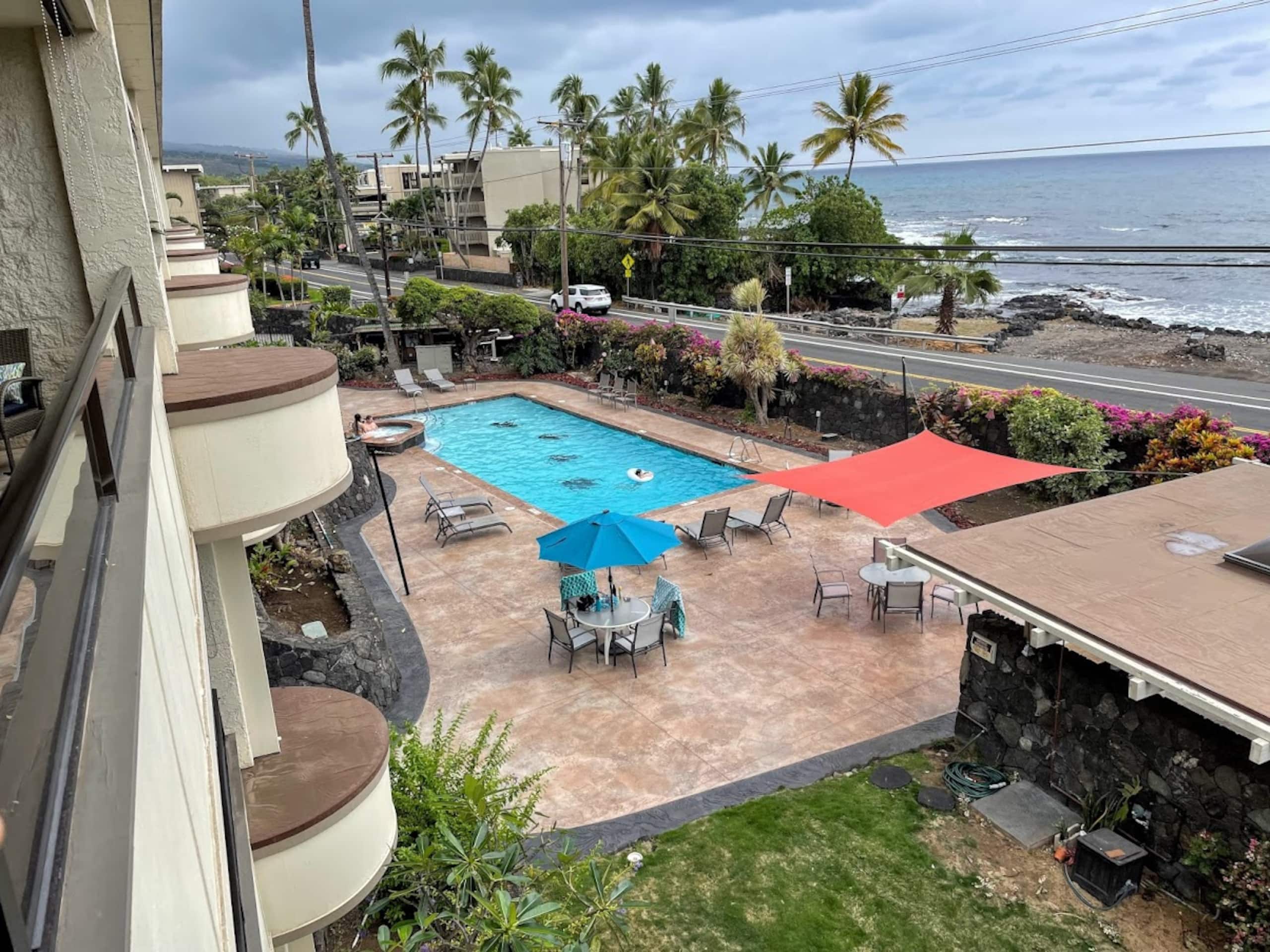 Condo in Kailua-Kona · ★4.74 · 2 bedrooms · 2 beds · 2 baths - Image 15