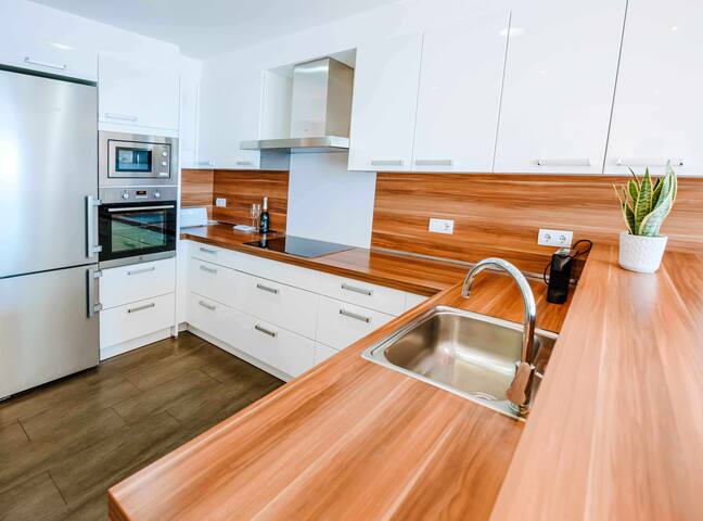 Apartamento exclusivo en primera línea de mar gallery image 3