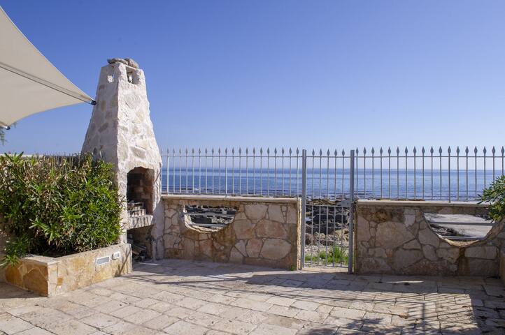 Villa Giulia on the sea gallery image 4