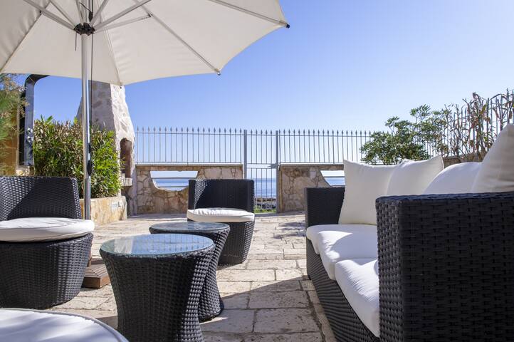 Villa Giulia on the sea gallery image 3