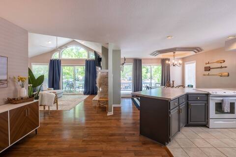 Family Lake House In Quiet Cove | 45