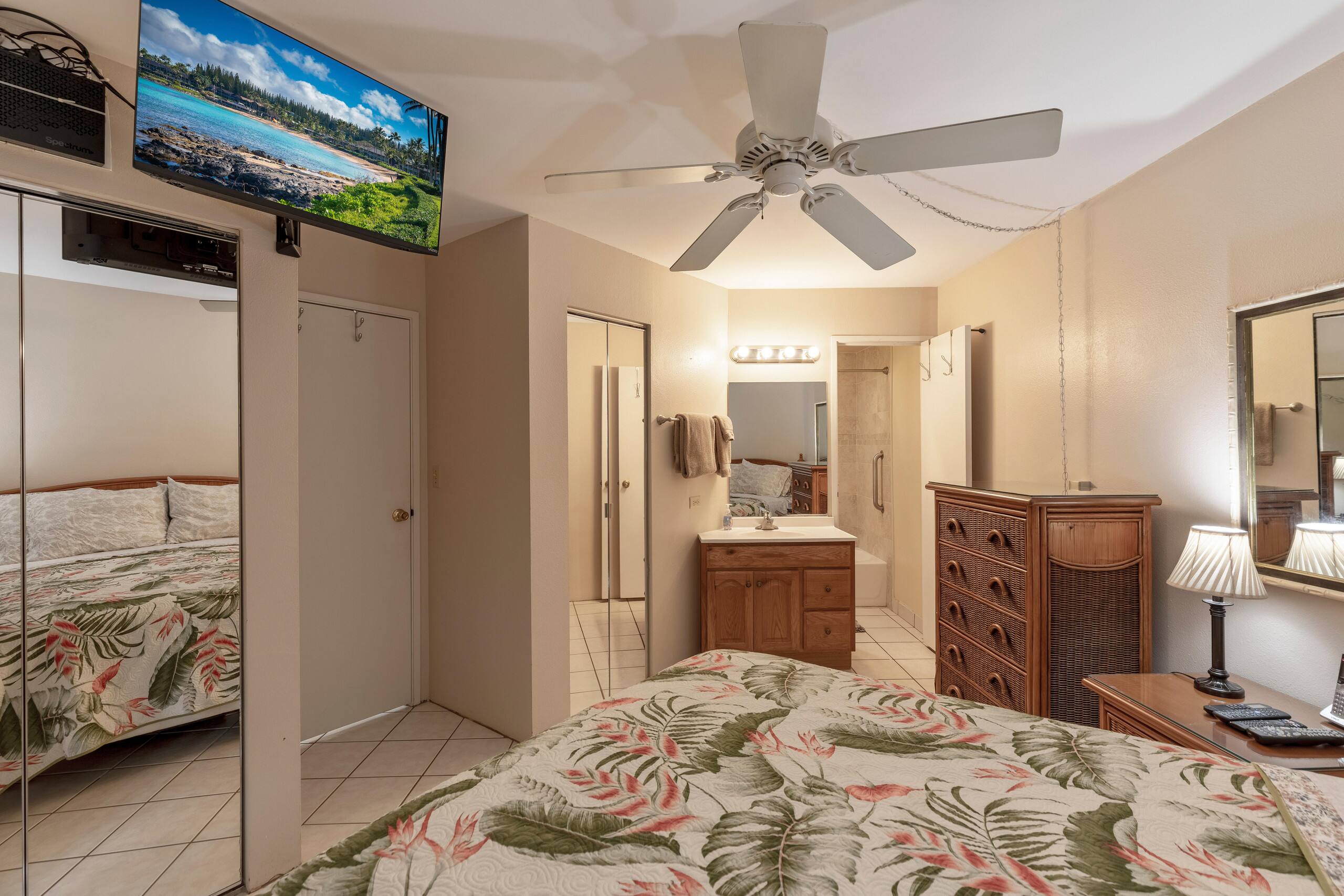 Condo in Kihei · ★4.83 · 1 bedroom · 3 beds · 2 private baths - Image 20