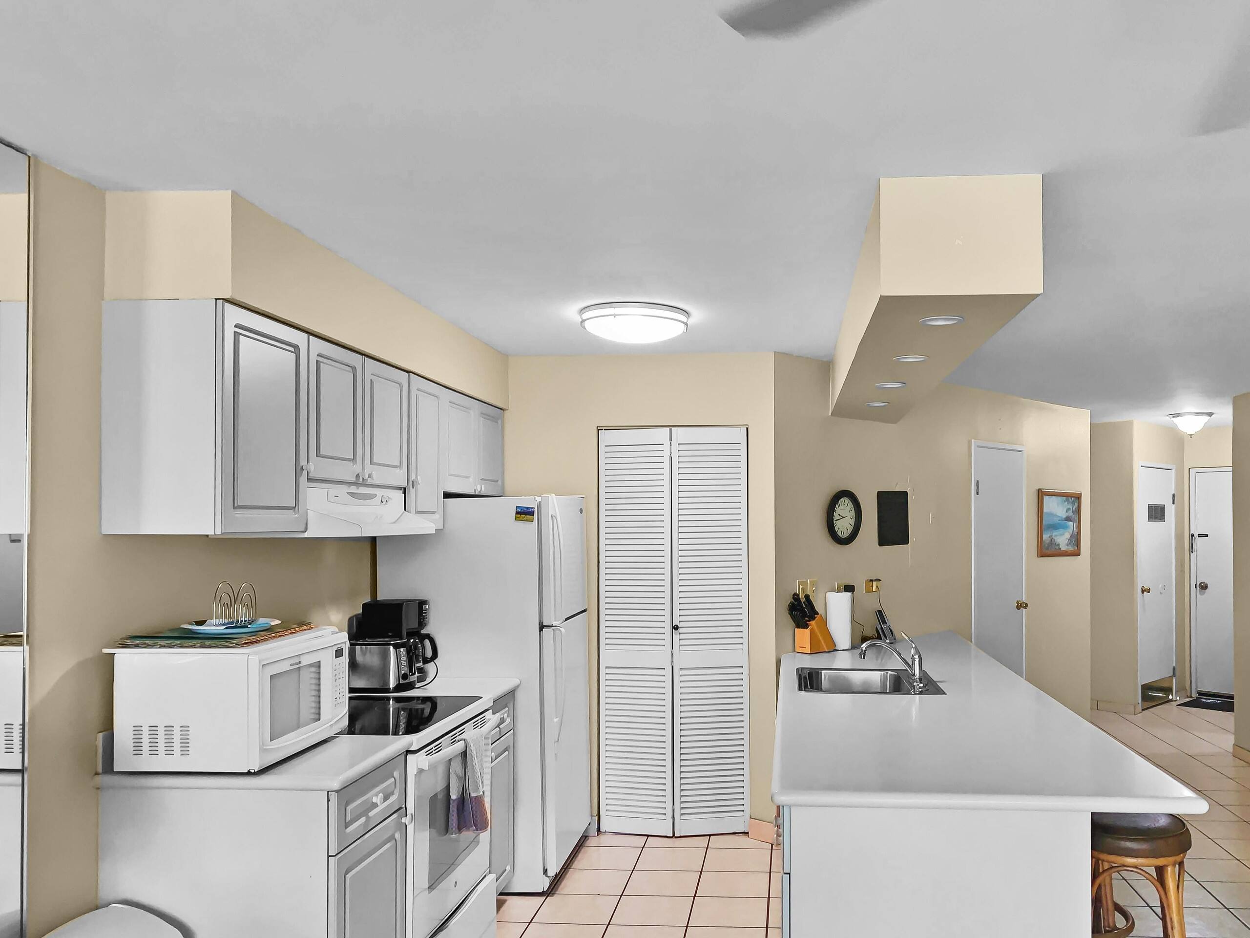 Condo in Kihei · ★4.83 · 1 bedroom · 3 beds · 2 private baths - Image 11