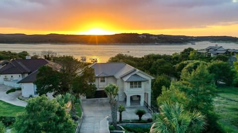 Tuscany - Lake Travis Lakefront - Private Dock