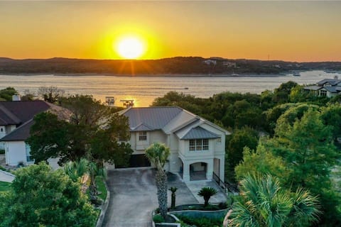 Tuscany - Lake Travis Lakefront - Private Dock