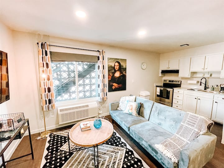 Modern Studio in Midtown, OKC! (Unit 21) Apartments for Rent in