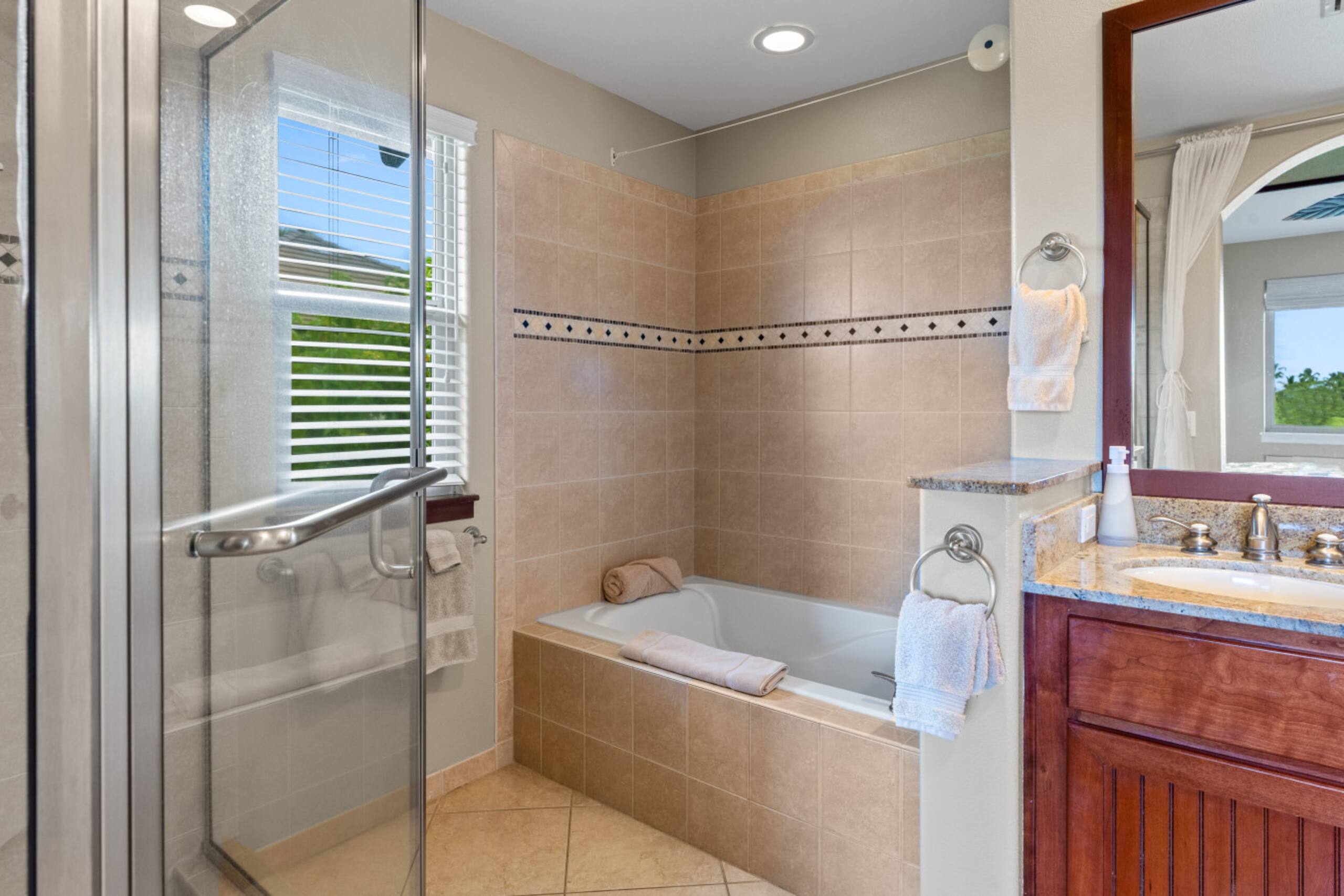 Condo in Waimea · ★4.92 · 3 bedrooms · 4 beds · 2 private baths - Image 35