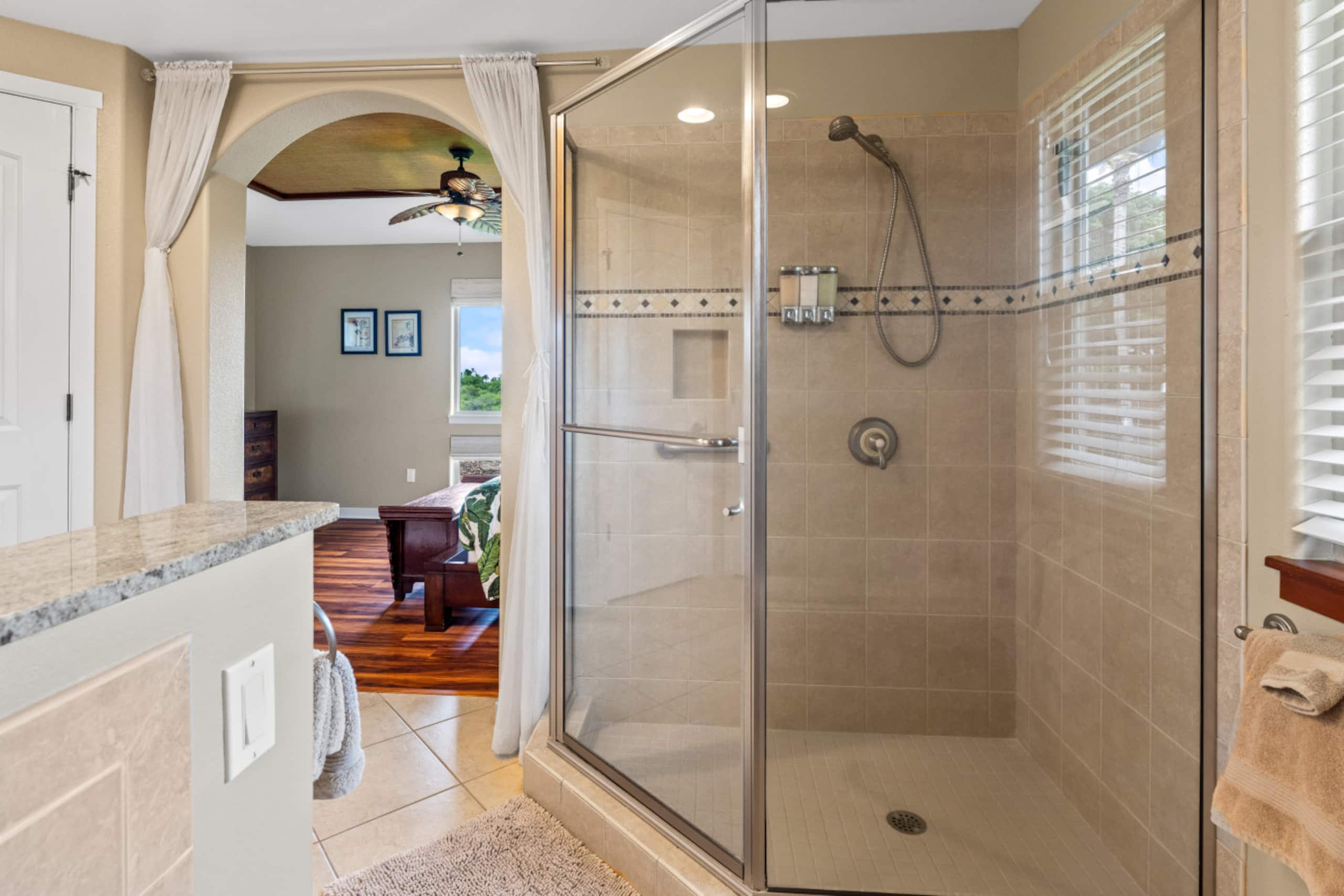 Condo in Waimea · ★4.92 · 3 bedrooms · 4 beds · 2 private baths - Image 32