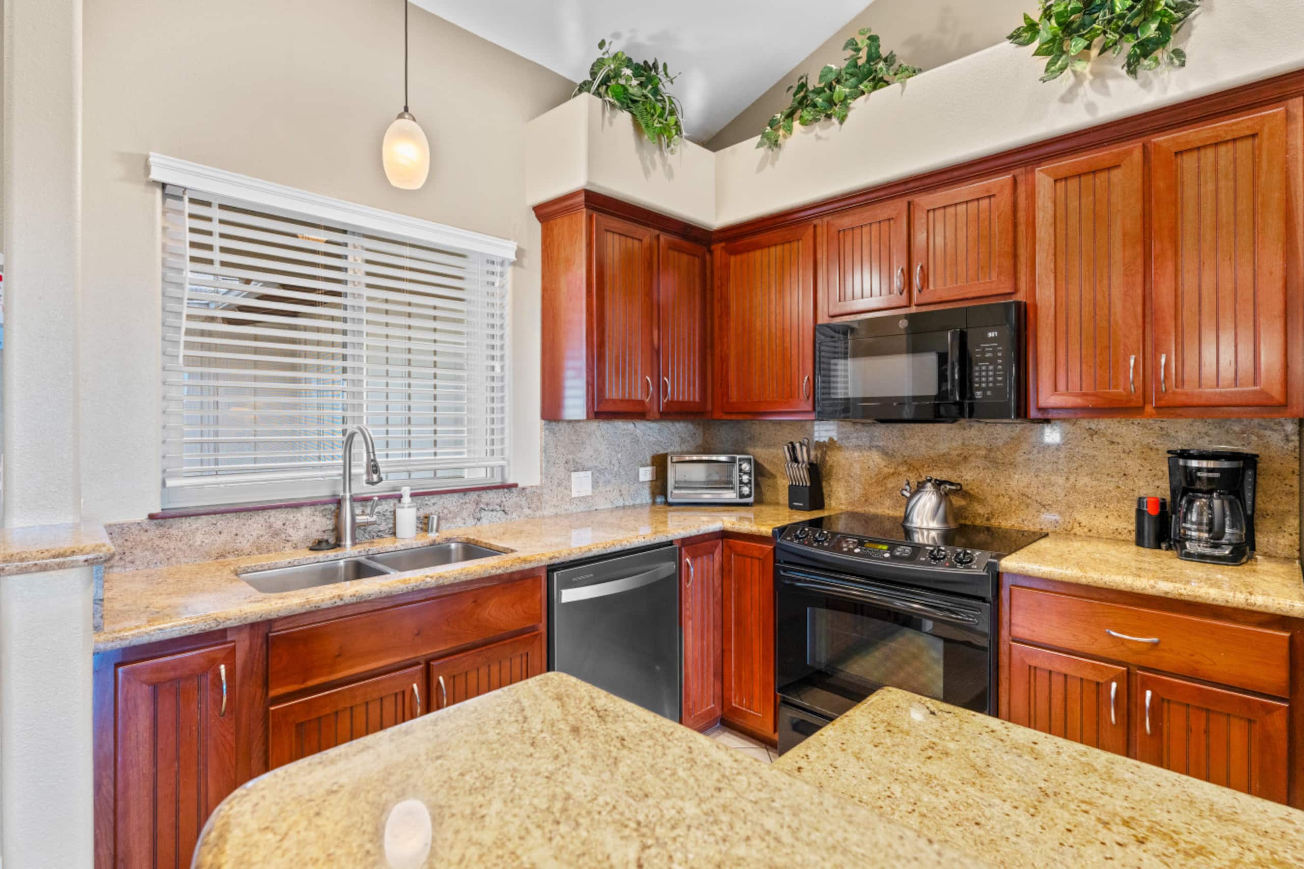 Condo in Waimea · ★4.92 · 3 bedrooms · 4 beds · 2 private baths - Image 52