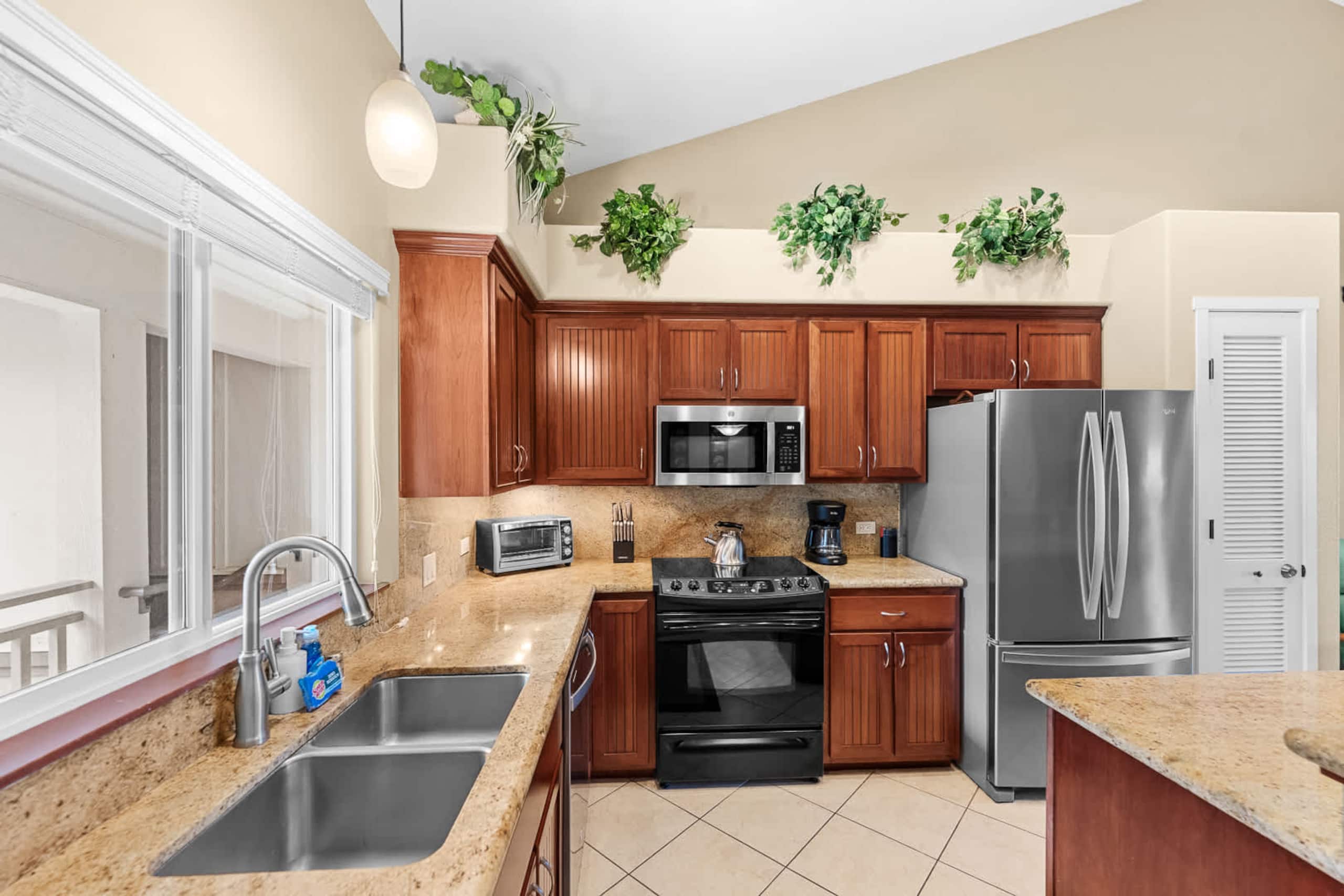 Condo in Waimea · ★4.92 · 3 bedrooms · 4 beds · 2 private baths - Image 12