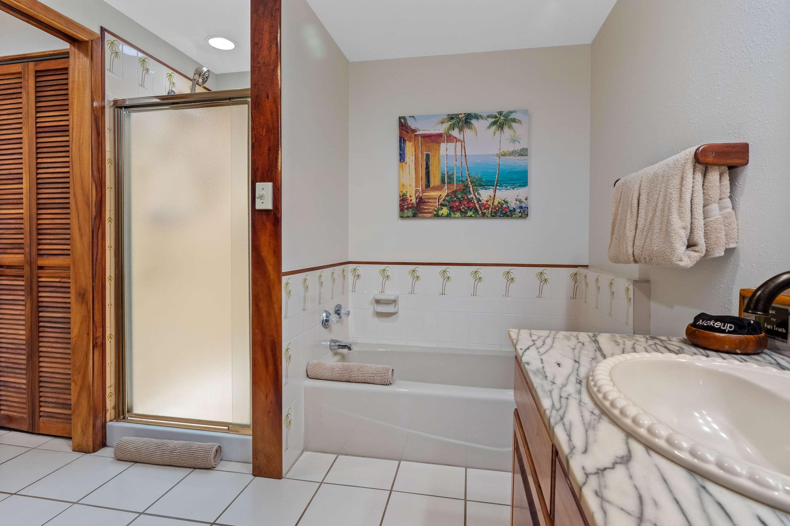 Condo in Kailua-Kona · ★4.9 · 2 bedrooms · 4 beds · 2 private baths - Image 40