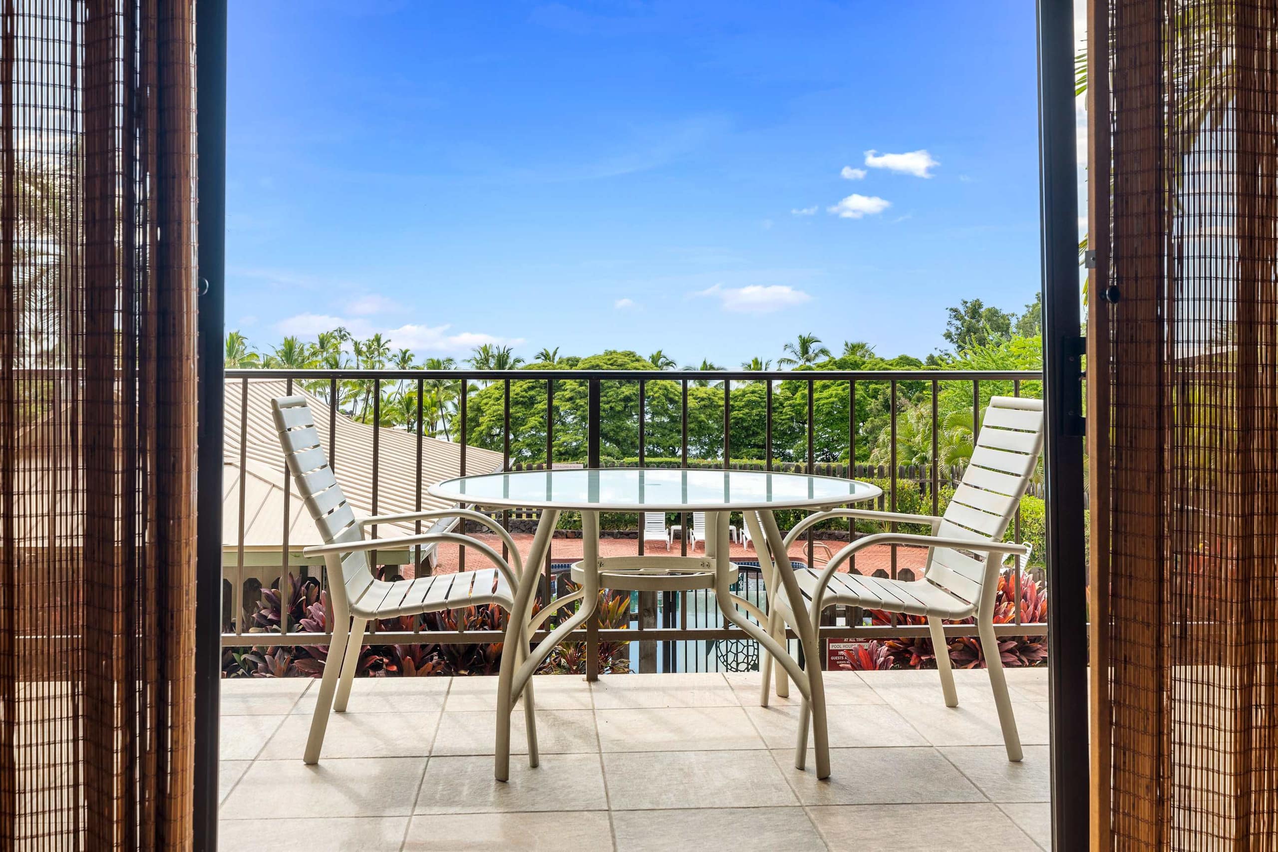 Condo in Kailua-Kona · ★4.9 · 2 bedrooms · 4 beds · 2 private baths - Image 30