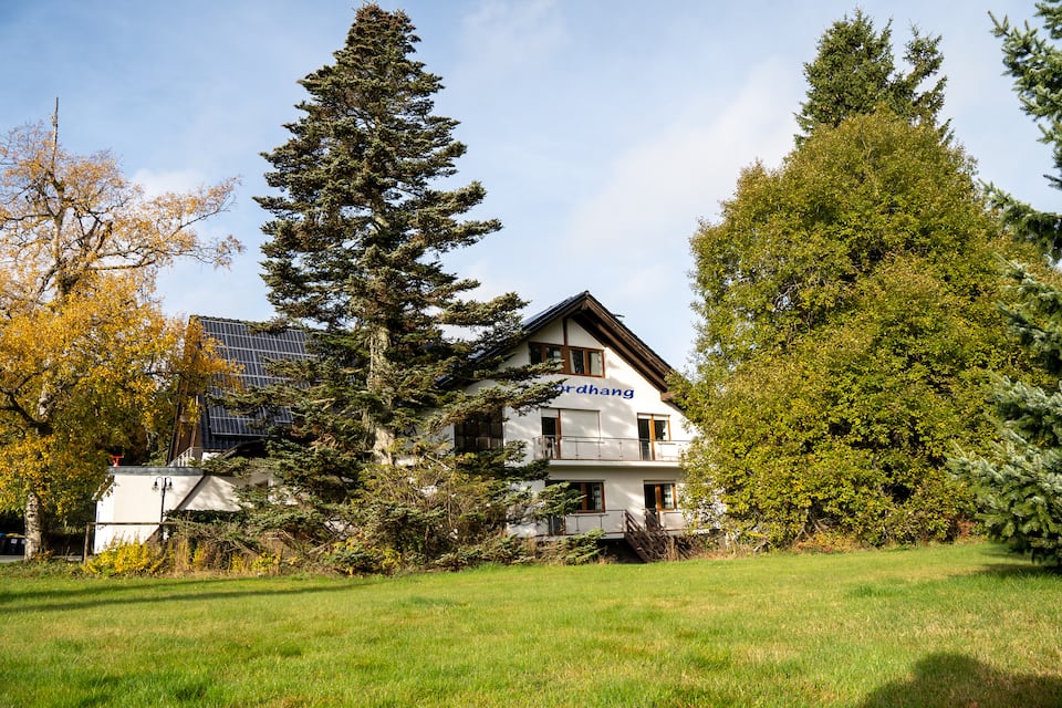 'Villa Nordhang - Apartamento 7' con vistas a la montaña, balcón y Wi-Fi — foto 1