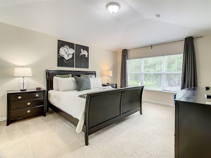 Spacious and modern primary suite