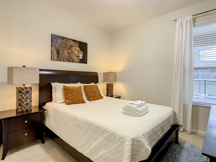 First floor guest room