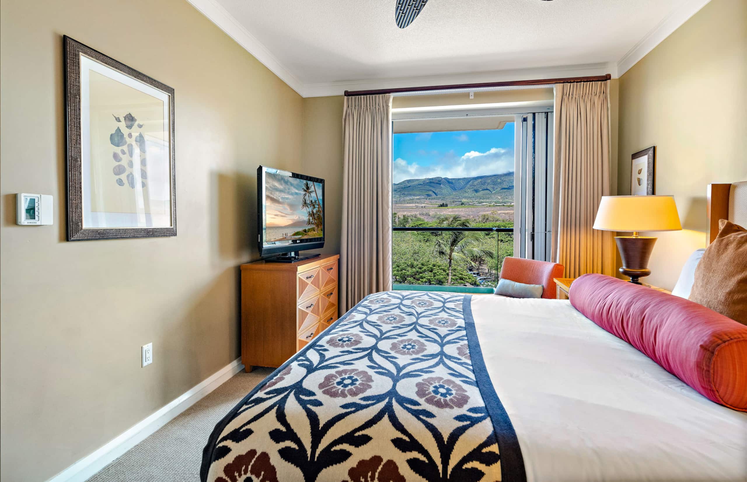 Condo in Lahaina · ★4.78 · 1 bedroom · 2 beds · 1 bath - Image 14