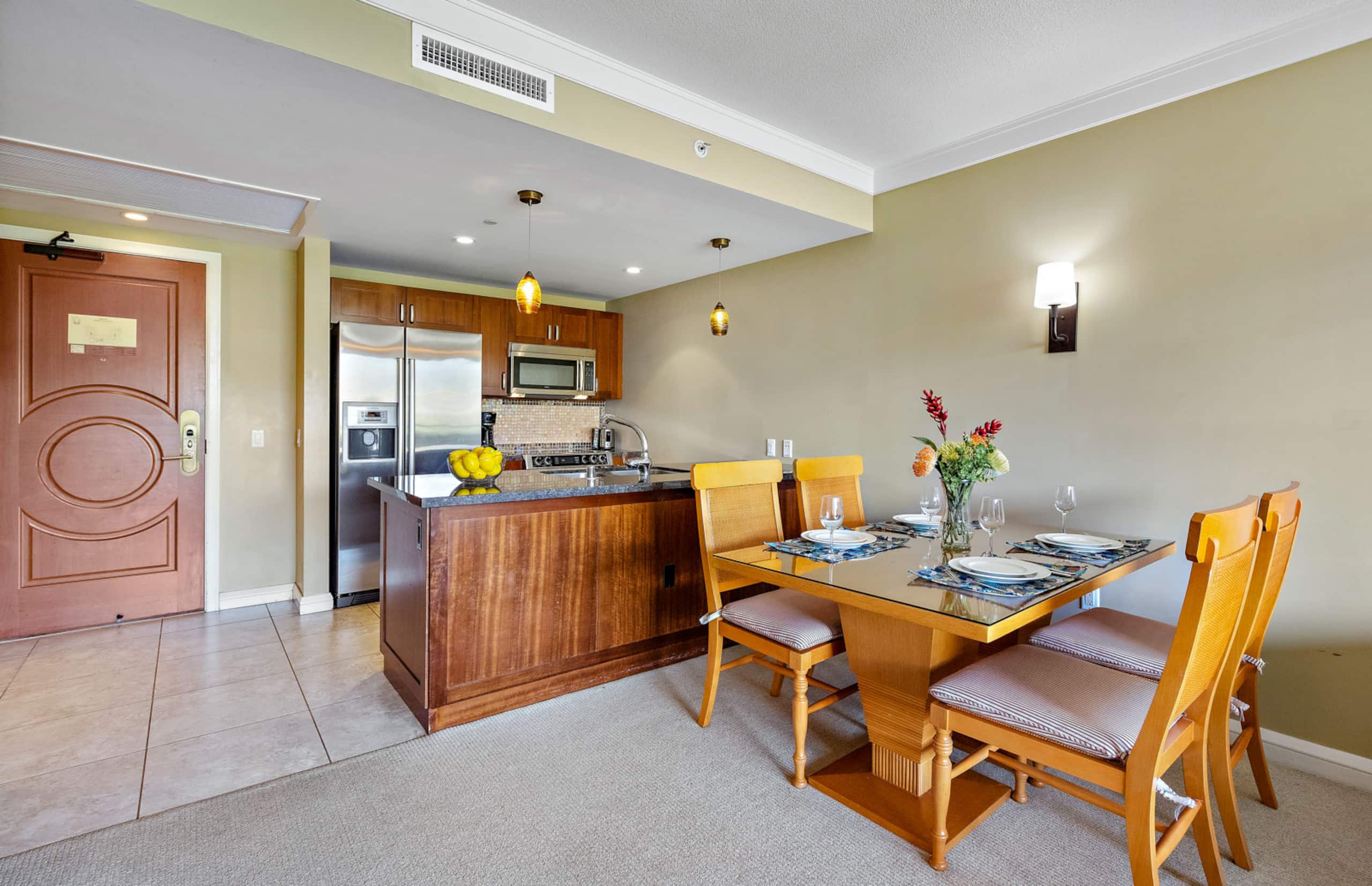 Condo in Lahaina · ★4.78 · 1 bedroom · 2 beds · 1 bath - Image 10