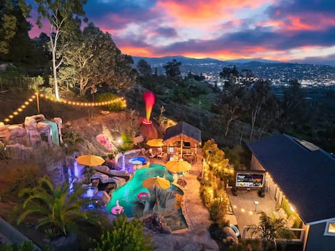 Mountaintop Estate: Pool-Hot Tub-Theatre-Tiki Bar