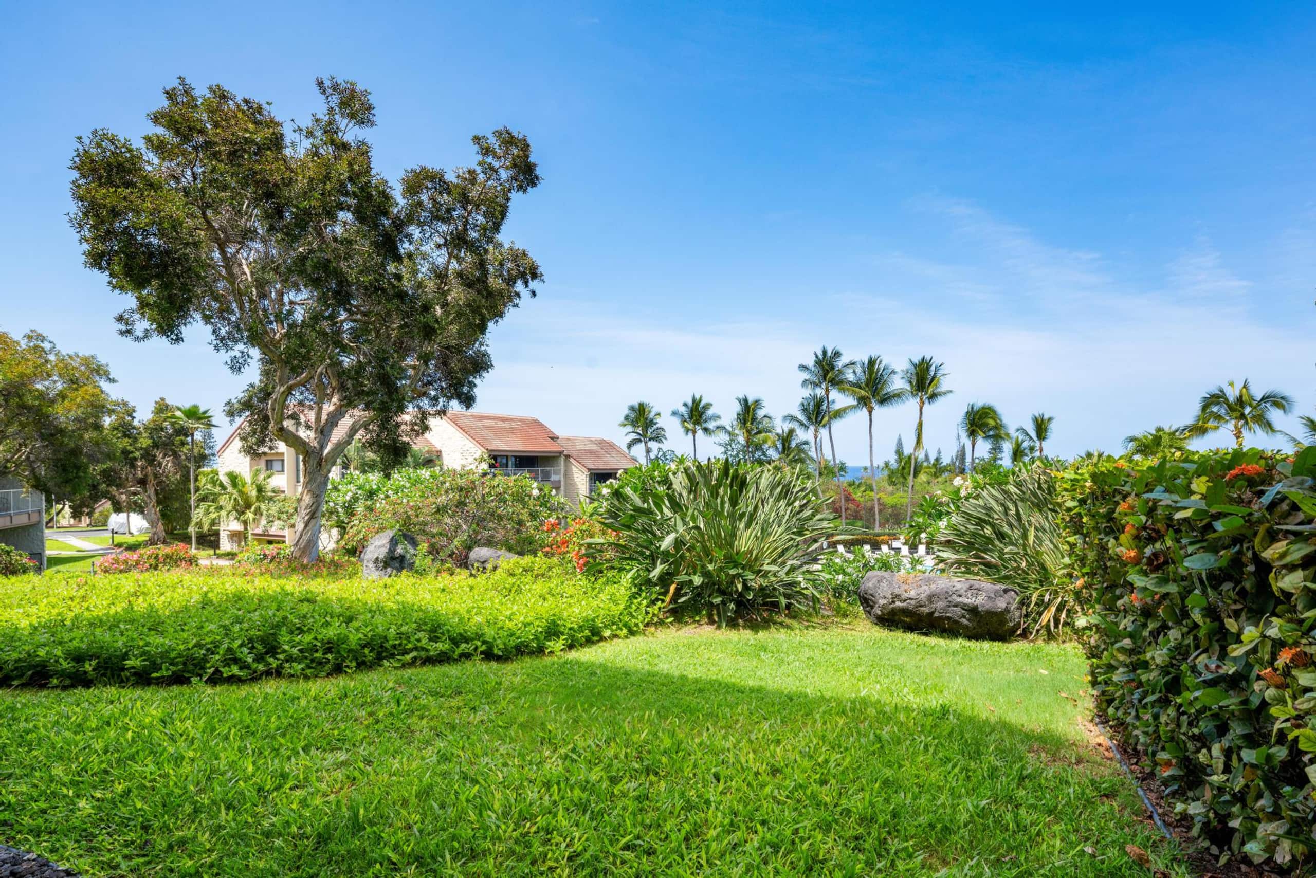 Condo in Kailua-Kona · ★4.79 · 2 bedrooms · 3 beds · 2 shared baths - Image 22