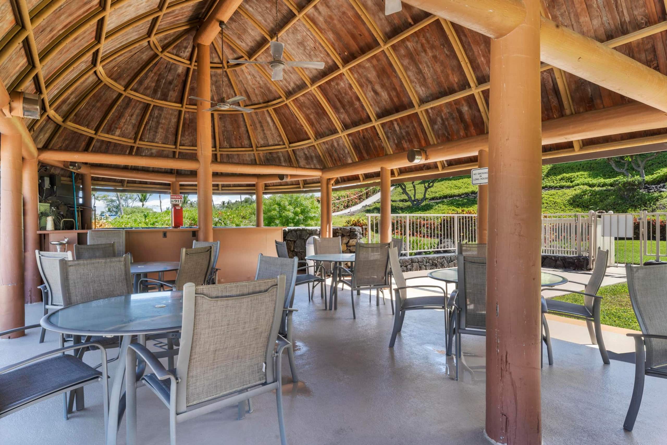 Condo in Kailua-Kona · ★4.79 · 2 bedrooms · 3 beds · 2 shared baths - Image 45