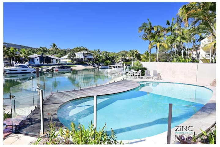 St Tropez 10: Relaxing Noosa Water Views & Pool