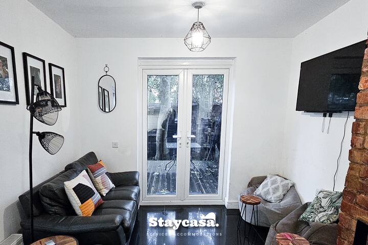 Charming 6-Bed Near Alexandra Park – Free Parking gallery image 3