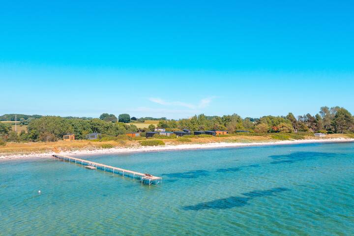Tiny SeaSide managed Airbnb listing 3