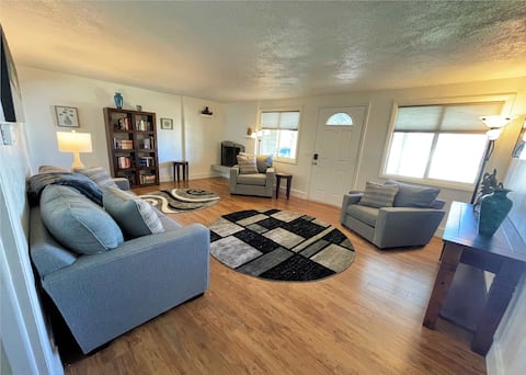 Modern 7BR Family Oasis in Salt Lake Valley