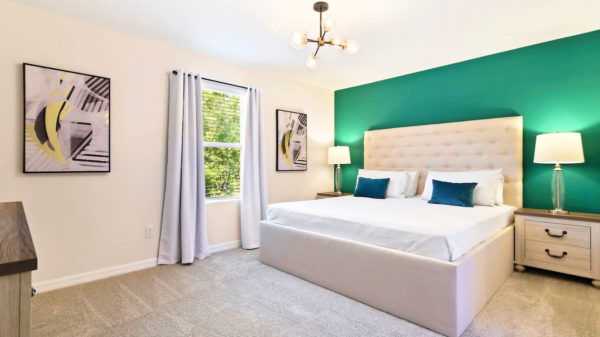 Raskošne prostorije za spavanje s bračnim krevetom