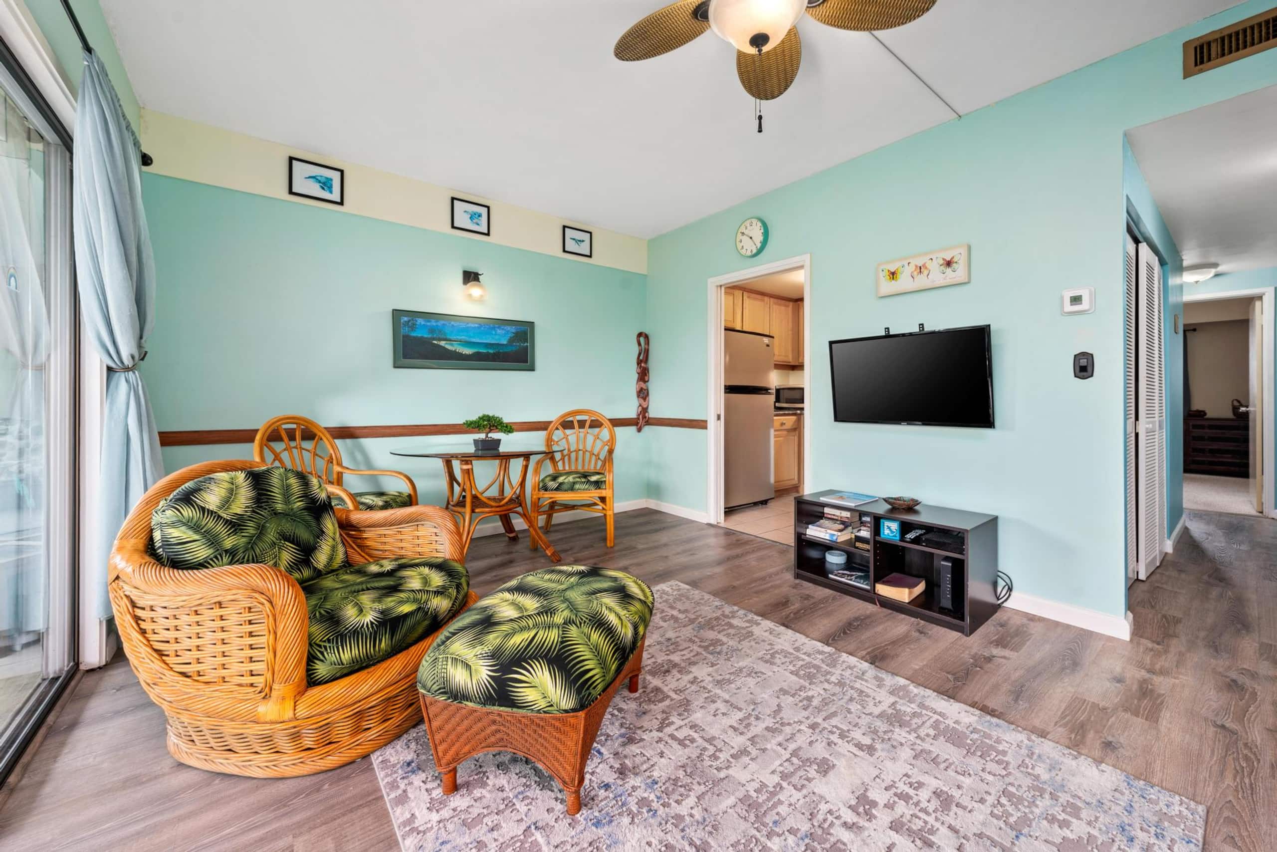 Condo in Kailua-Kona · ★4.38 · 1 bedroom · 2 beds · 1 bath - Image 4
