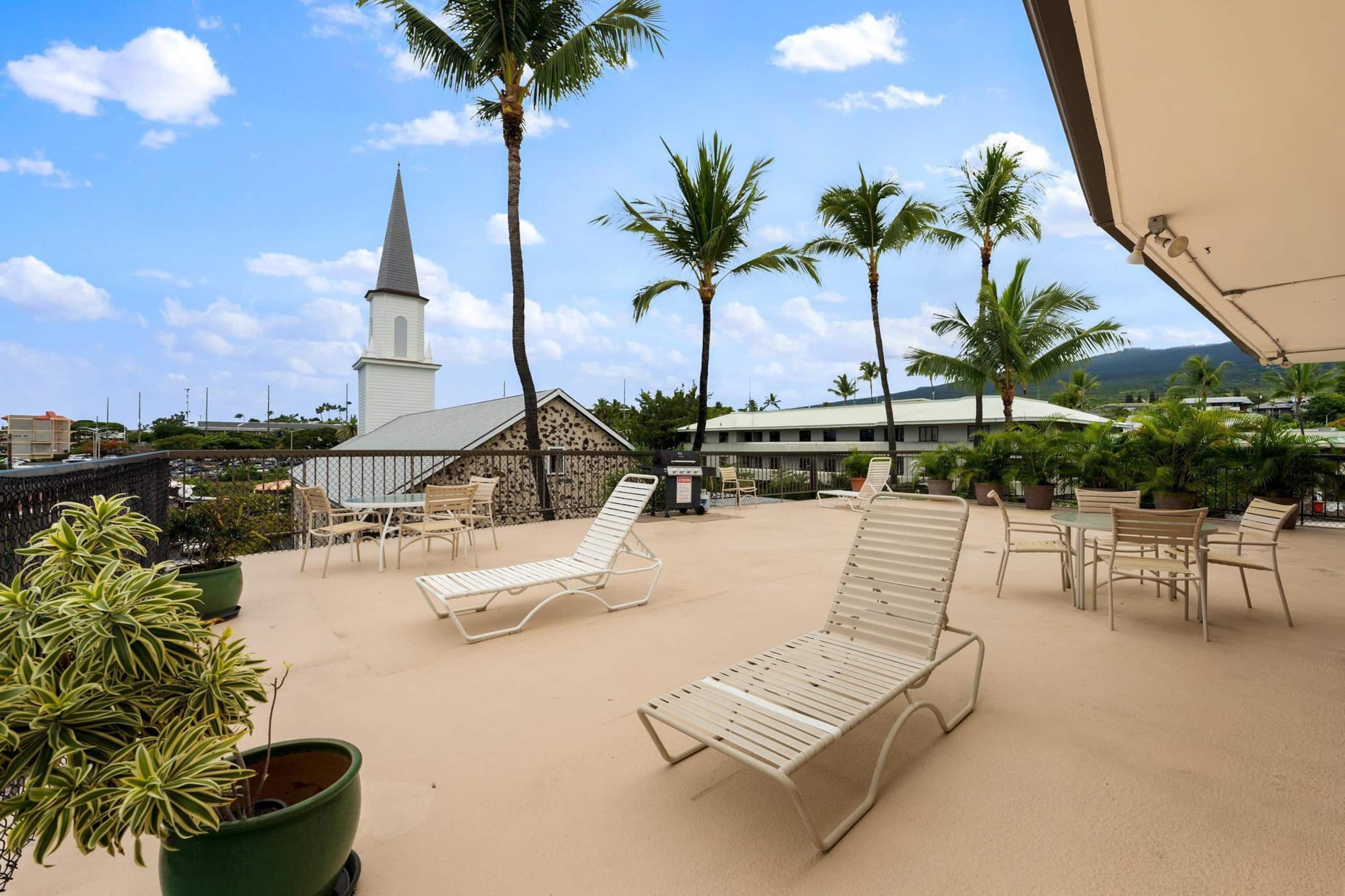 Condo in Kailua-Kona · ★4.38 · 1 bedroom · 2 beds · 1 bath - Image 29