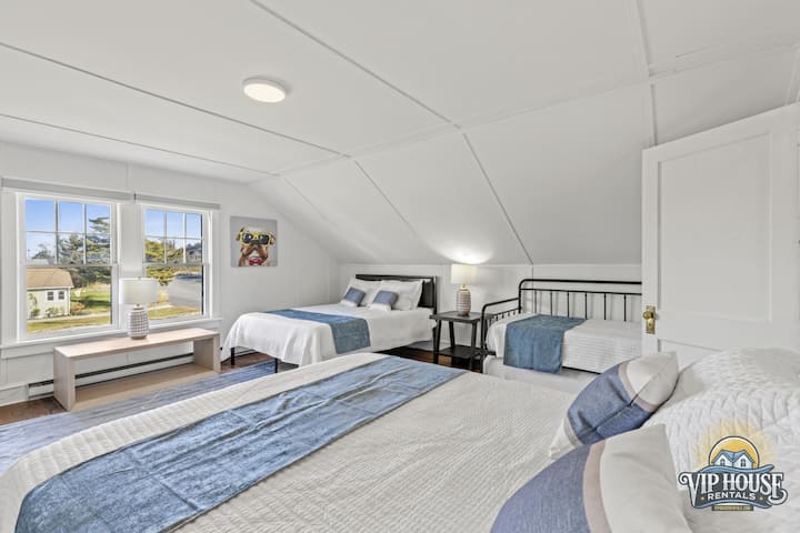 habitación litera en el segundo piso para 7 personas
