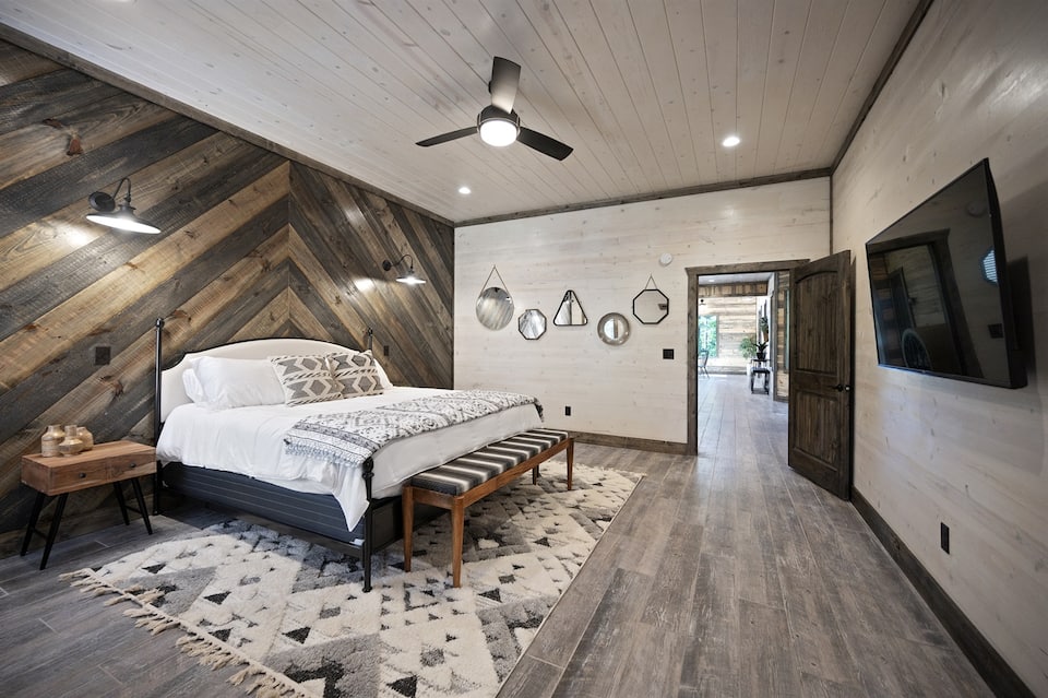 King master suite
