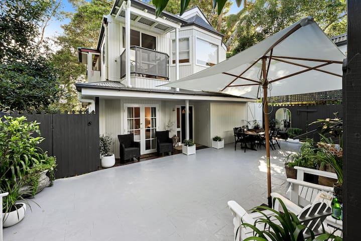 Relax & Unwind at Fig Tree Nest gallery image 2