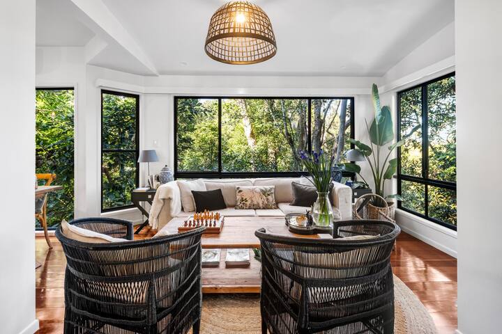 Relax & Unwind at Fig Tree Nest gallery image 5