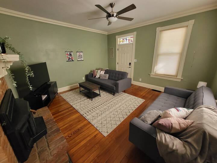 ColumbiaTusculum Gem 2BR Remodeled Historic Home Houses for Rent in