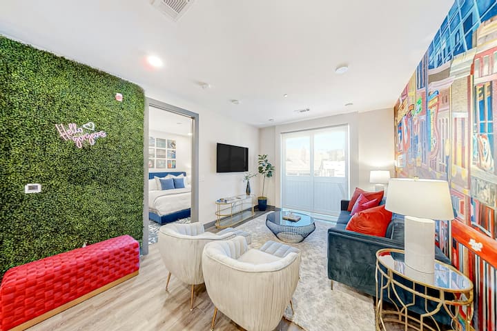 Modern 3BR 2nd-Floor | Balcony | Elevator