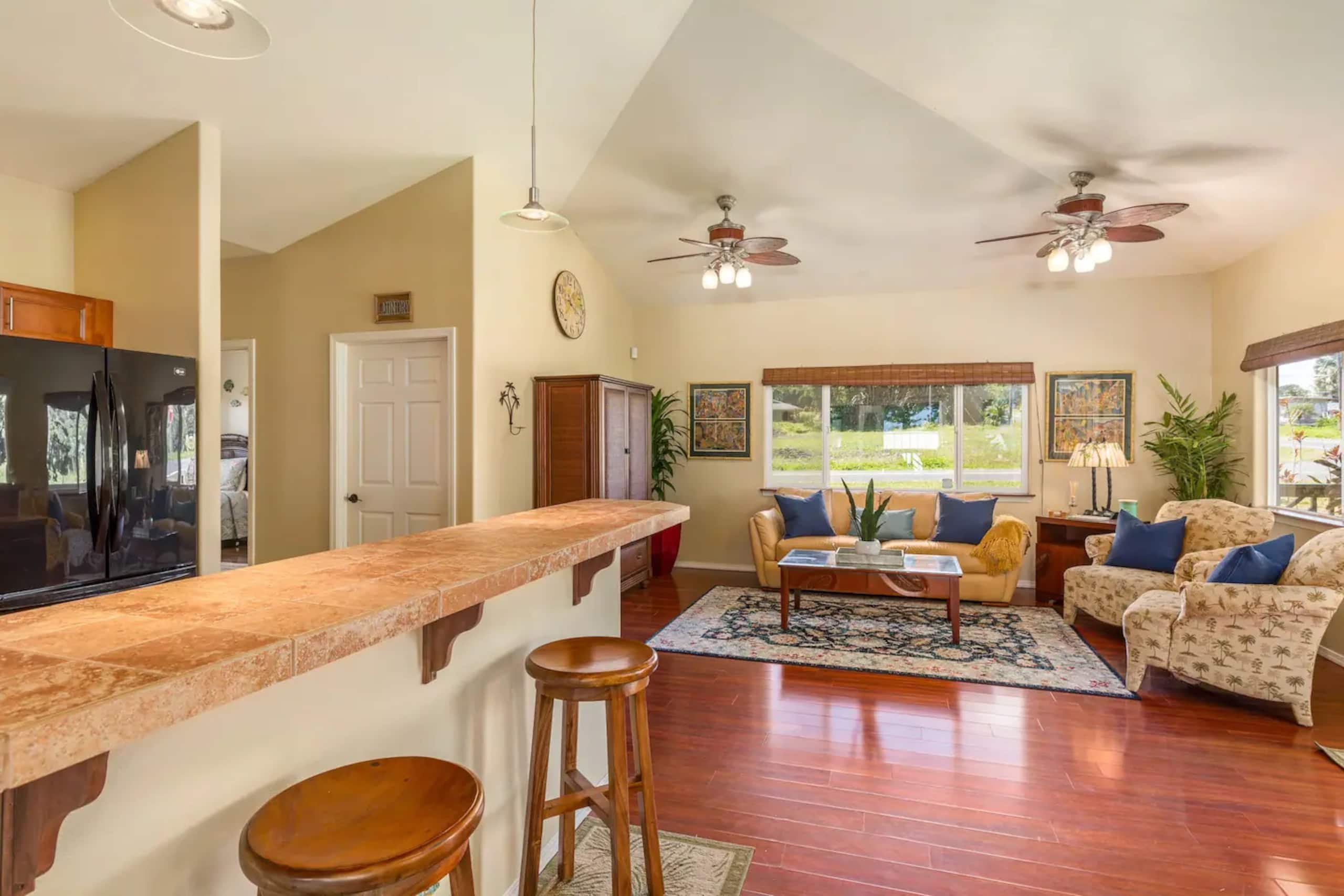 Home in Pahoa · ★4.78 · 3 bedrooms · 4 beds · 2 private baths - Image 11