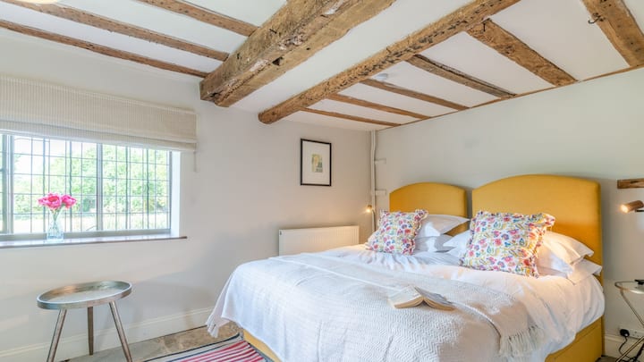 Dormitorio seis, The Hunting Lodge en Ragley Estate, Bolthole Retreats