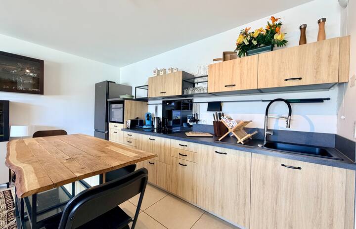 Confortable T3 Avec Terrasse Et Garage - Aix-les-Bains