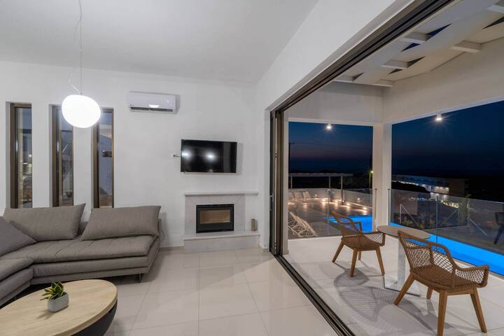 Villa Claire – 3BR Sea View Villa with Private Poo gallery image 3
