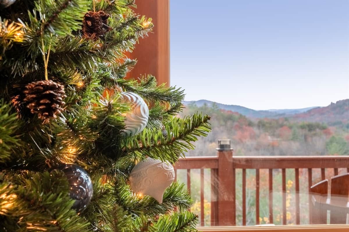Holiday decorated cabin