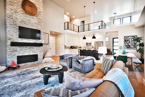 3 mins to Deer Valley East Village w/ Hot Tub